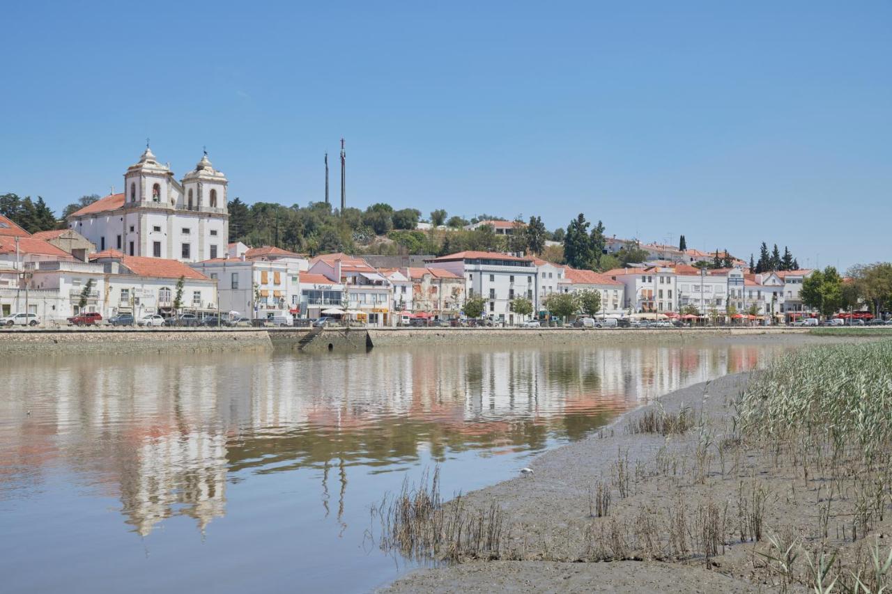 Lightful Refuge On The River Front, By Timecooler Alcácer do Sal المظهر الخارجي الصورة